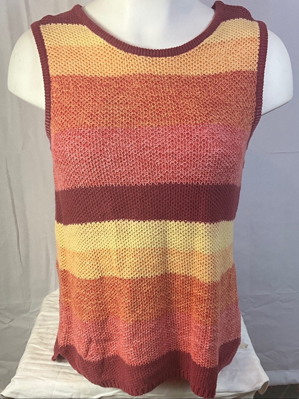 White Stag Vintage Sleeveless Striped Knit Sweater Vest Size 18W to 20W